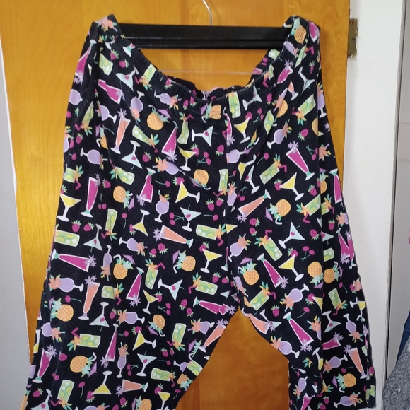 Plus pajamas - Picture 2 of 2